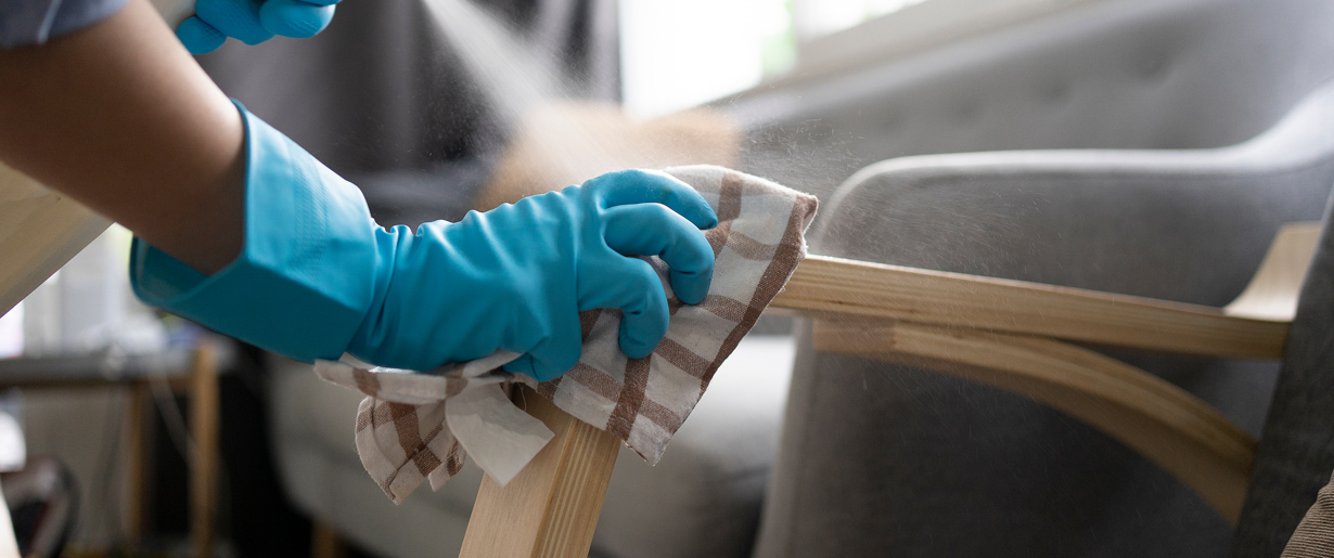 Homemaker cleaning chair