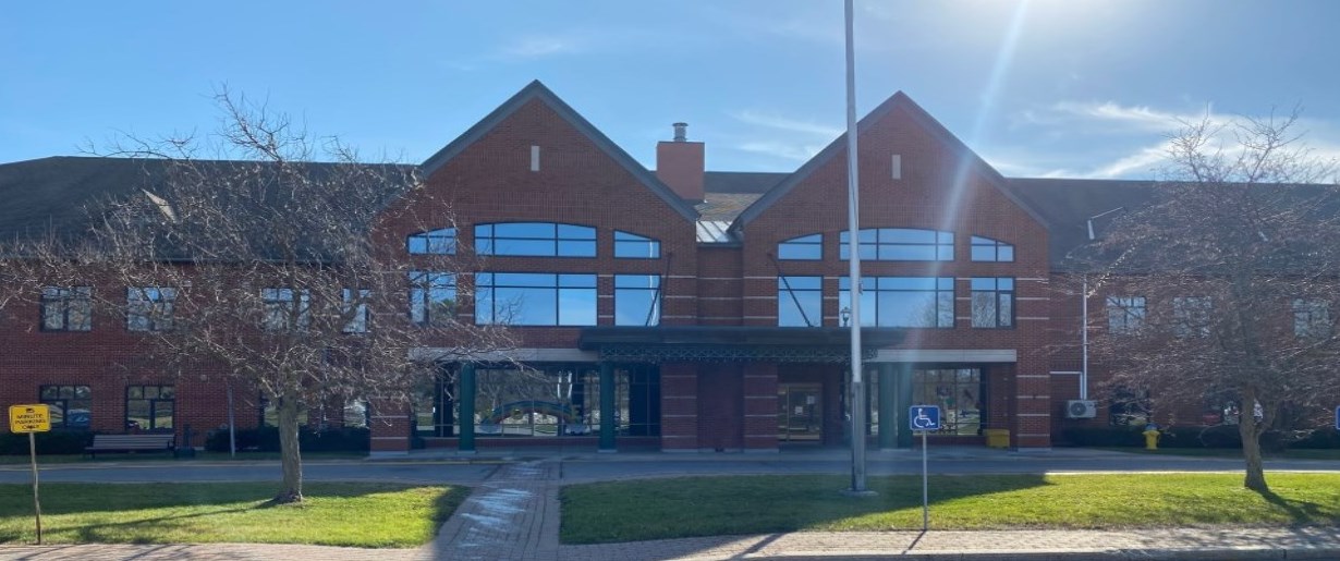 Front of Lanark Lodge Building