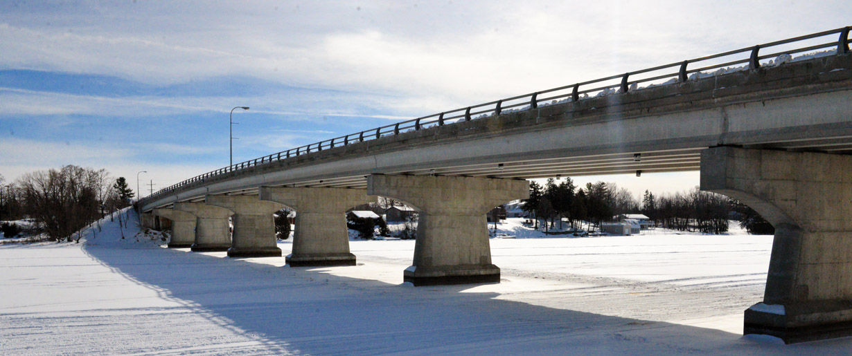 Rideau Ferry Bridge