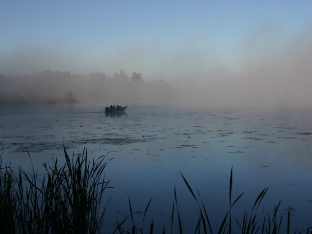 a boat in a lake 