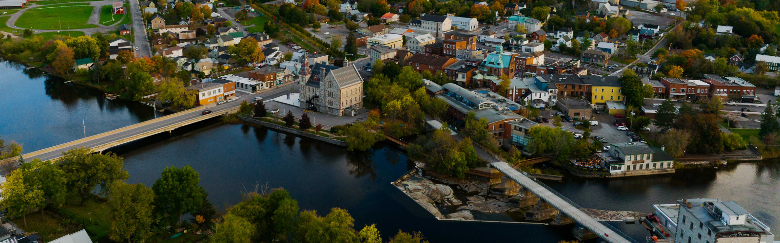 a drone image of Almonte