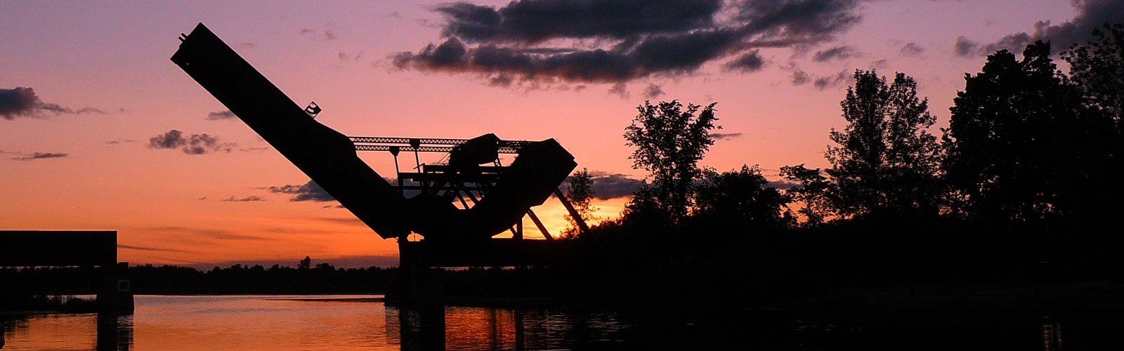 Paddle, Picnic, and Relax in Smiths Falls