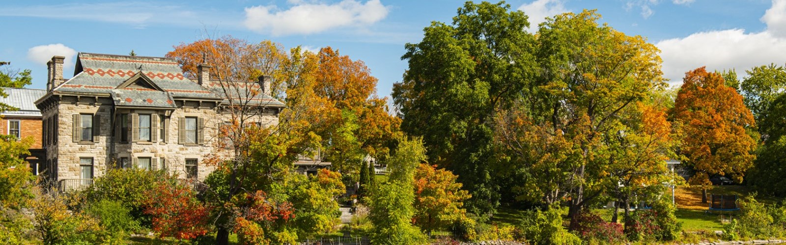 5 Unique Stays in Lanark County